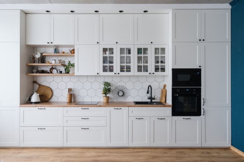 Oak Cabinet Remodeling in Muncie, IN